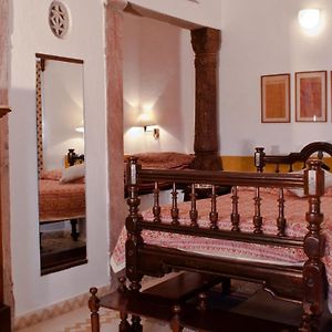 Heritage Romance Room